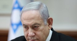 Izraelski premijer Netanyahu napušta ministarske dužnosti, ali ostaje premijer